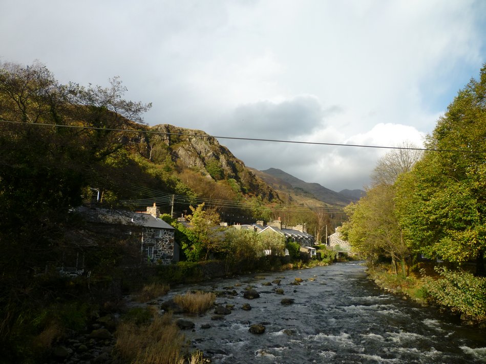 family_2012-11-02 15-47-14_wales